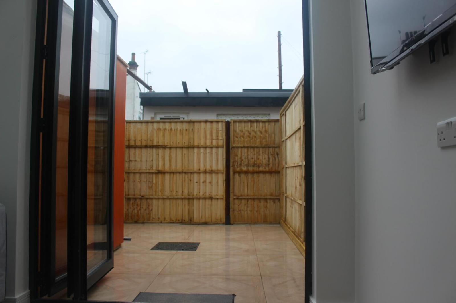 Luxurious London Studios Harrow Ngoại thất bức ảnh